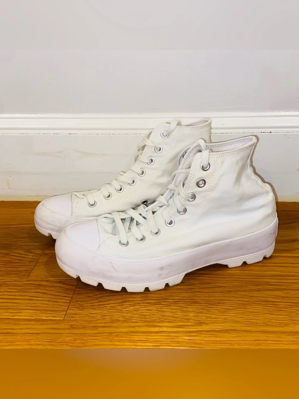 Converse All Stars minimally worn